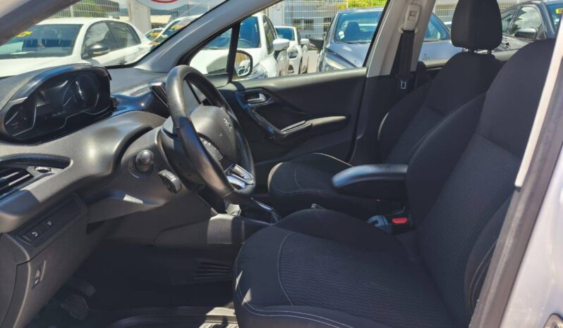 
								Peugeot 208  1.5 BlueHDi 100ch E6.c Active 5p complet									